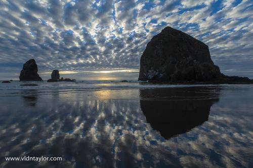 Haystack Rock Cannon Beach Oregon sky water beautiful
